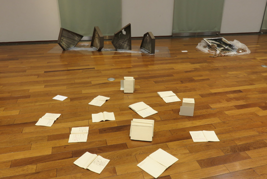 2023�����W